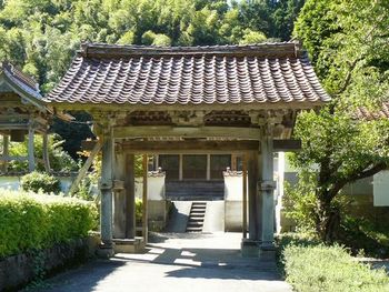 ���{���F�l�r��